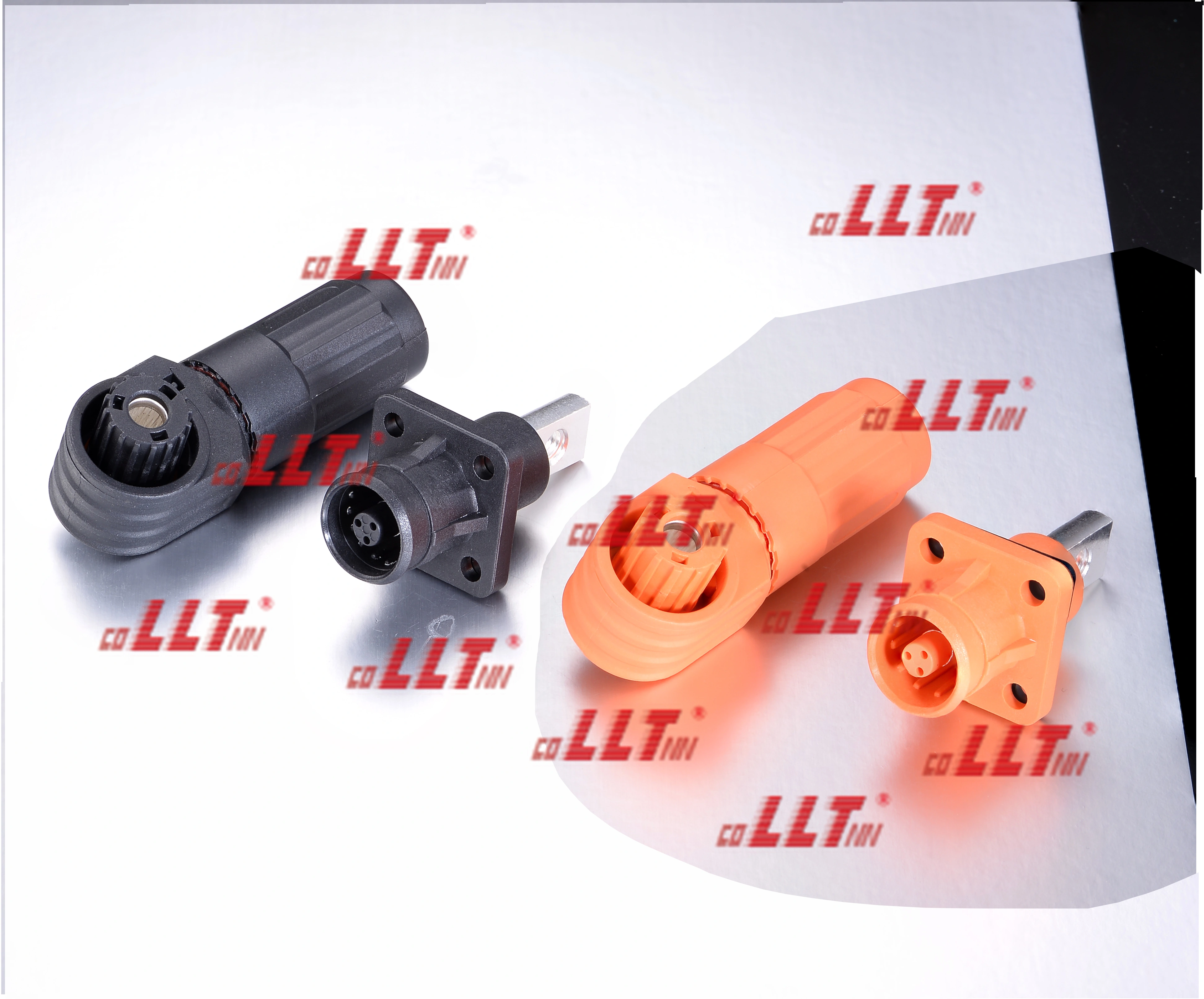 储能自锁式连接器